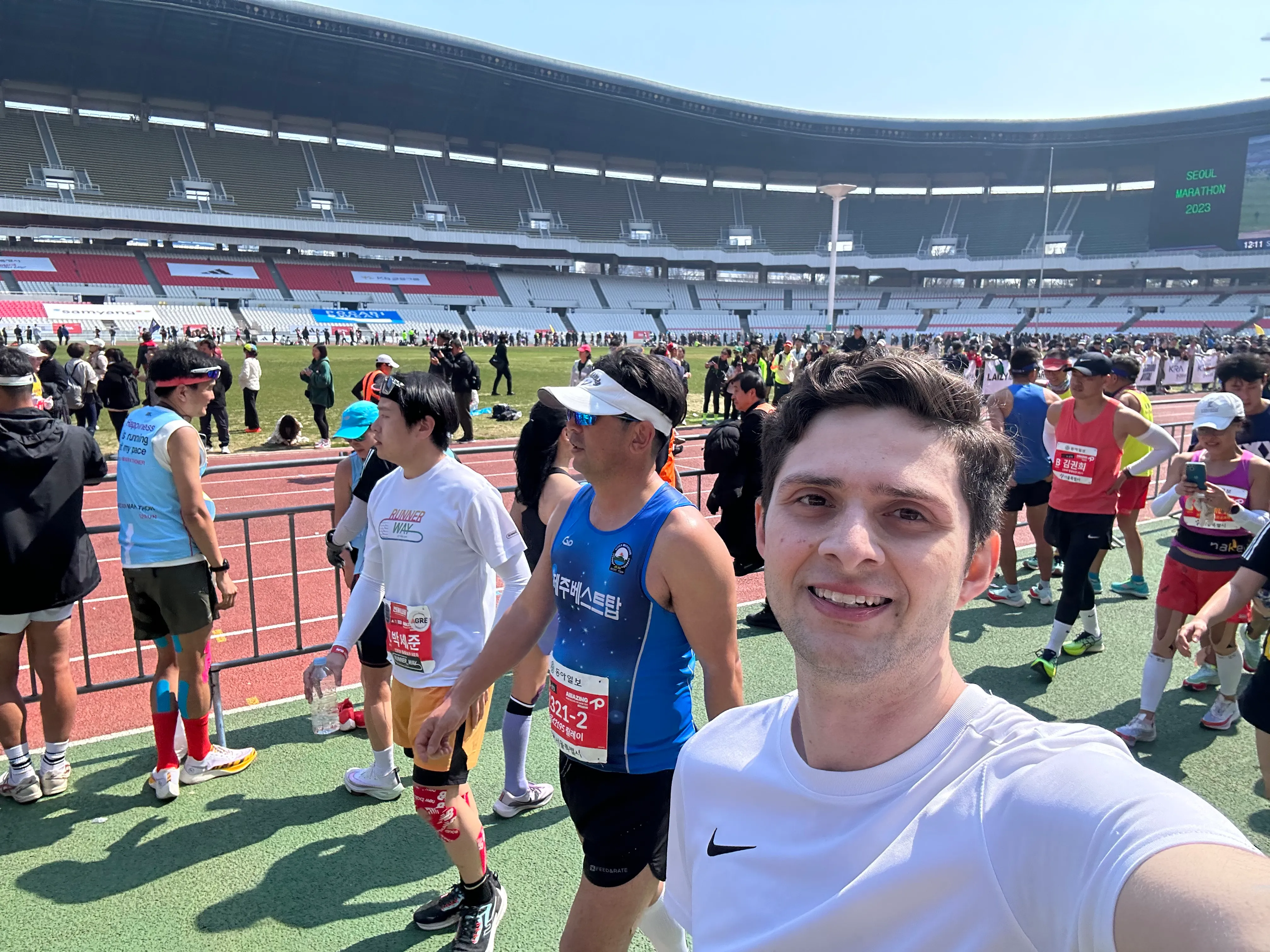Quintin at the Seoul Marathon 2023 start, Gwanghwamun area.